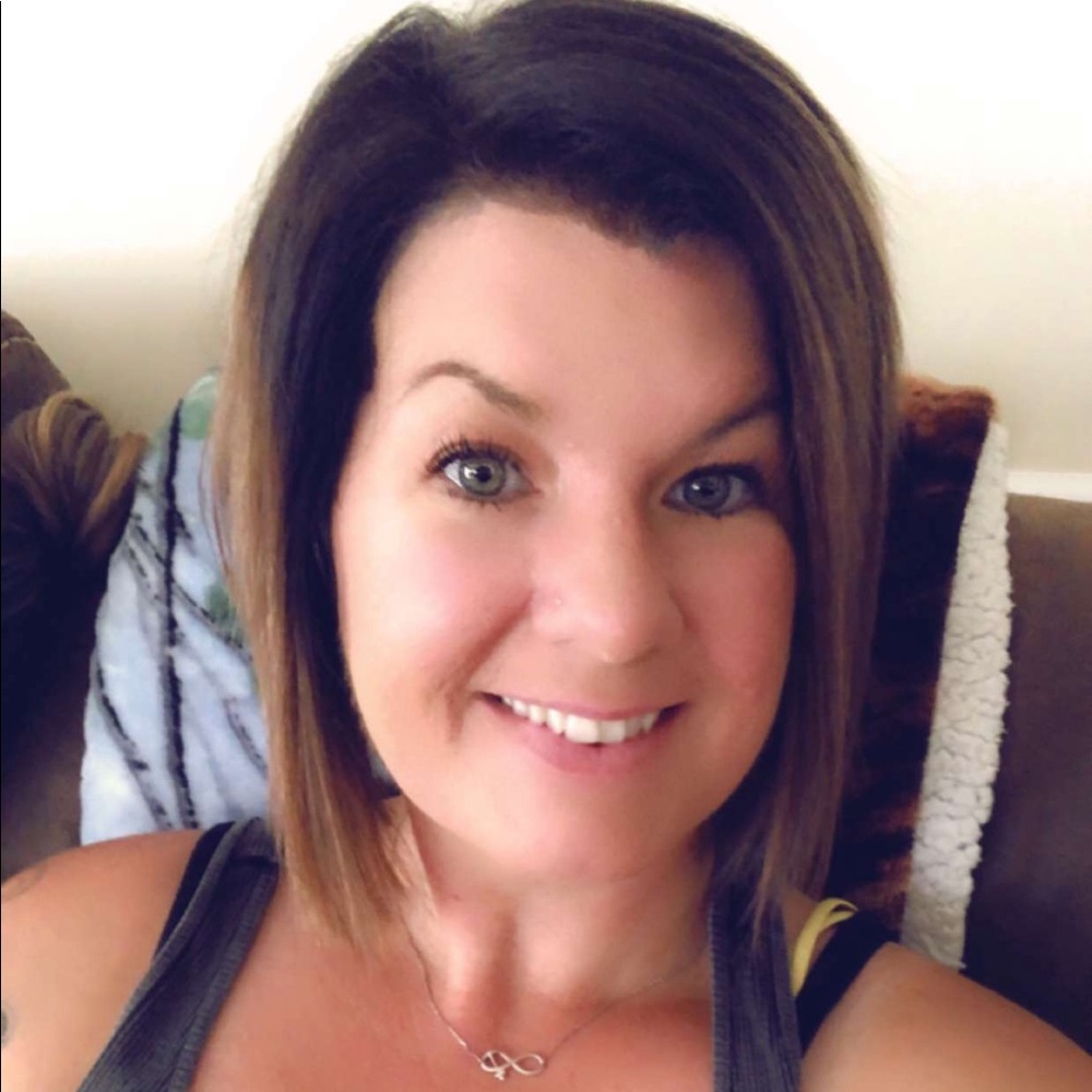 Meet your Posher, Christina